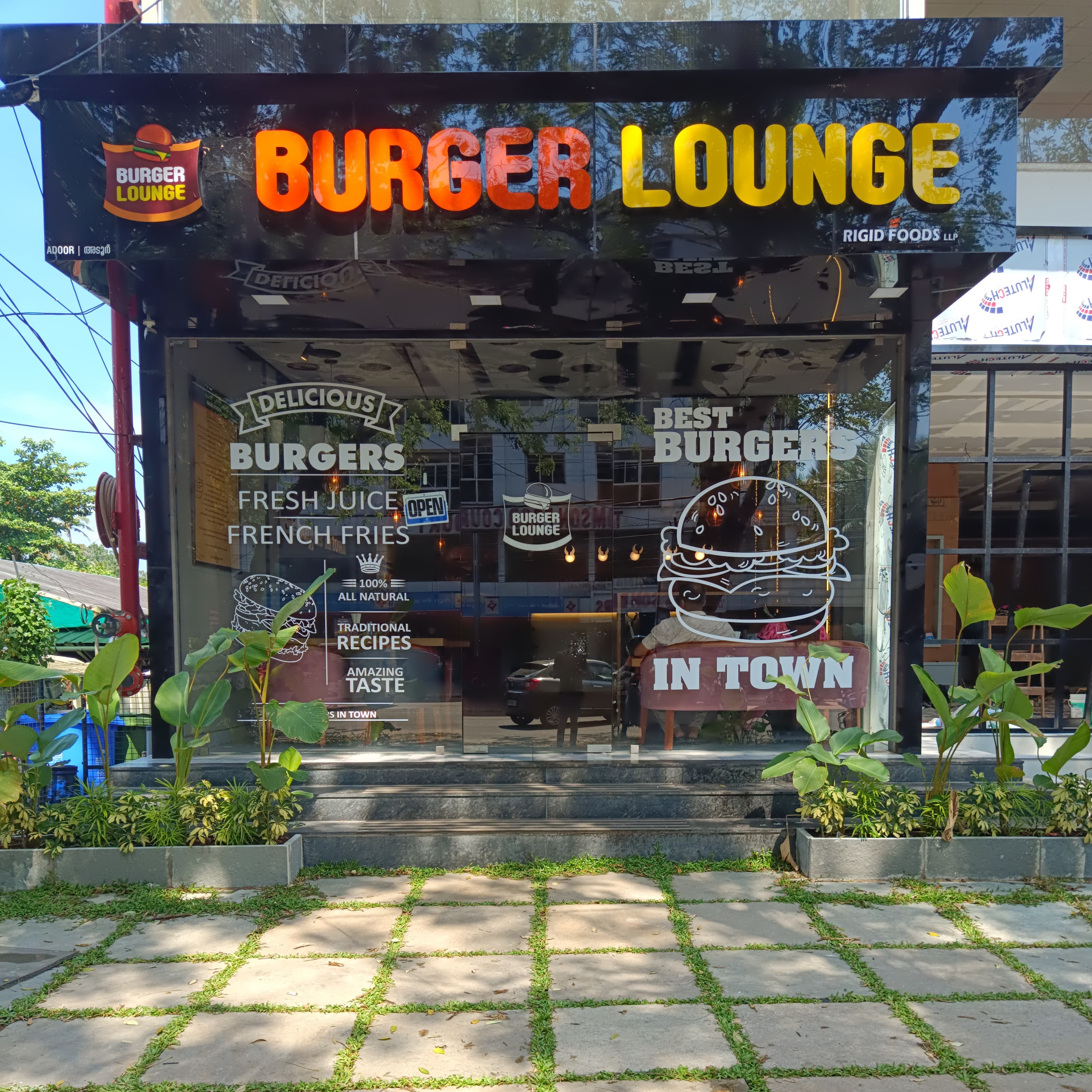 Burger lounge near me online